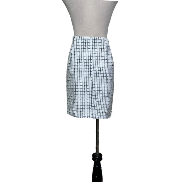 Shein white black plaid front twist overlayed mini skirt size L - Picture 4 of 11